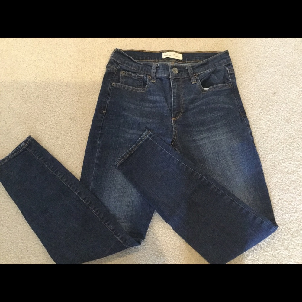 GAP True Skinny jeans size 27 Regular